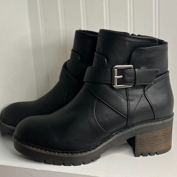 Steve Madden Womens Vannessah Black Comba Boots 10 Medium (B,M) - Picture 1 of 7